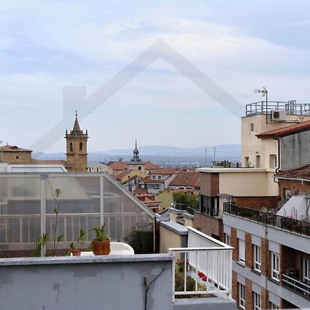 Atico Quintana I - Con Terraza, Vistas A La Ciudad, En El Centro, Con Wifi Y Garaje Apartman Oviedo Kültér fotó