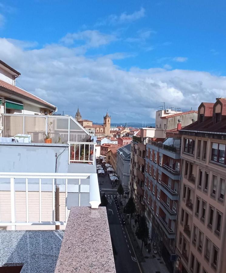 Atico Quintana I - Con Terraza, Vistas A La Ciudad, En El Centro, Con Wifi Y Garaje Apartman Oviedo Kültér fotó