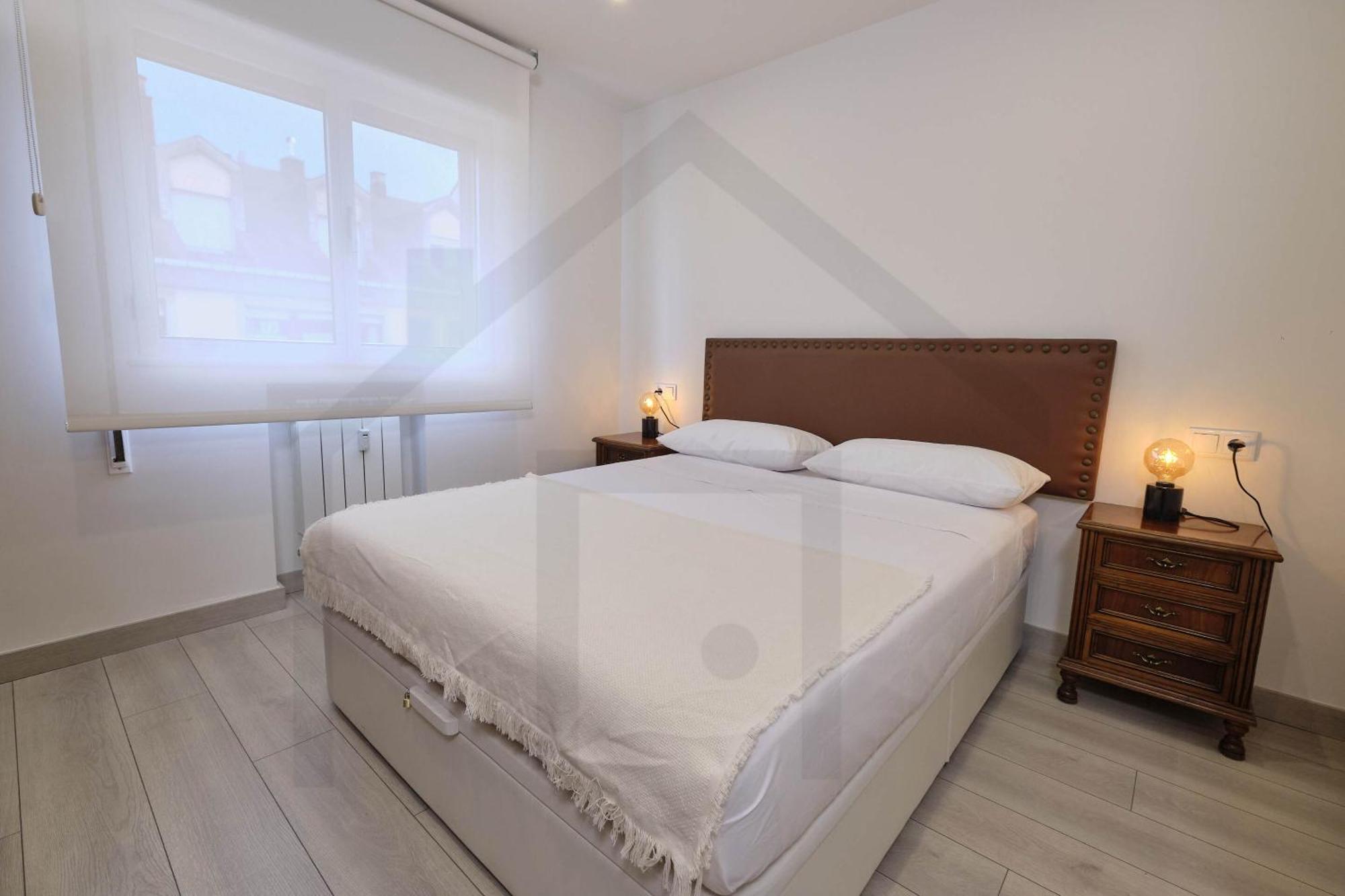 Atico Quintana I - Con Terraza, Vistas A La Ciudad, En El Centro, Con Wifi Y Garaje Apartman Oviedo Kültér fotó