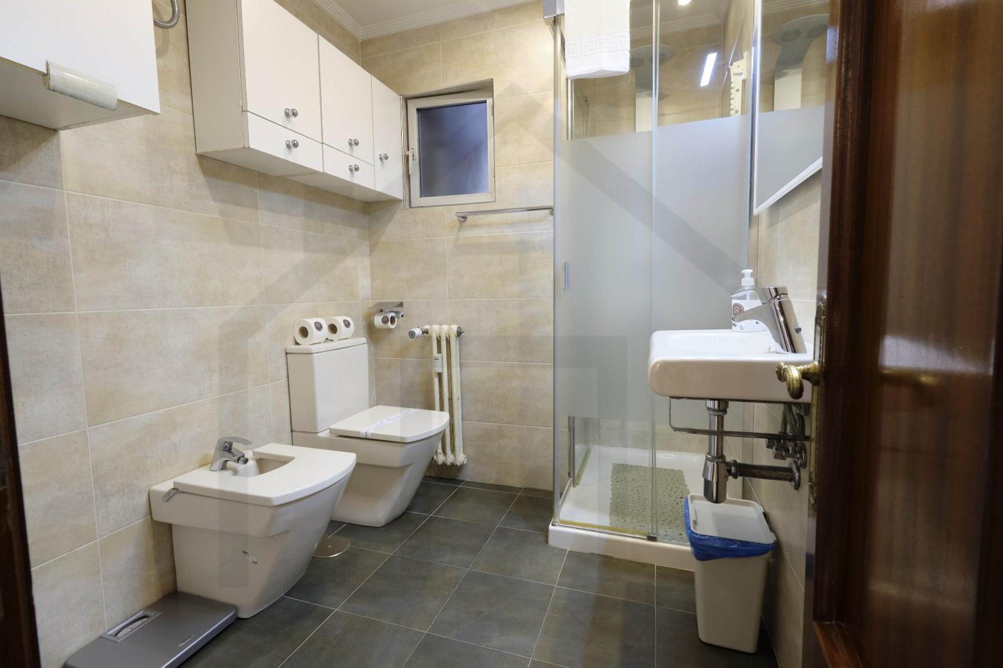 Atico Quintana I - Con Terraza, Vistas A La Ciudad, En El Centro, Con Wifi Y Garaje Apartman Oviedo Kültér fotó